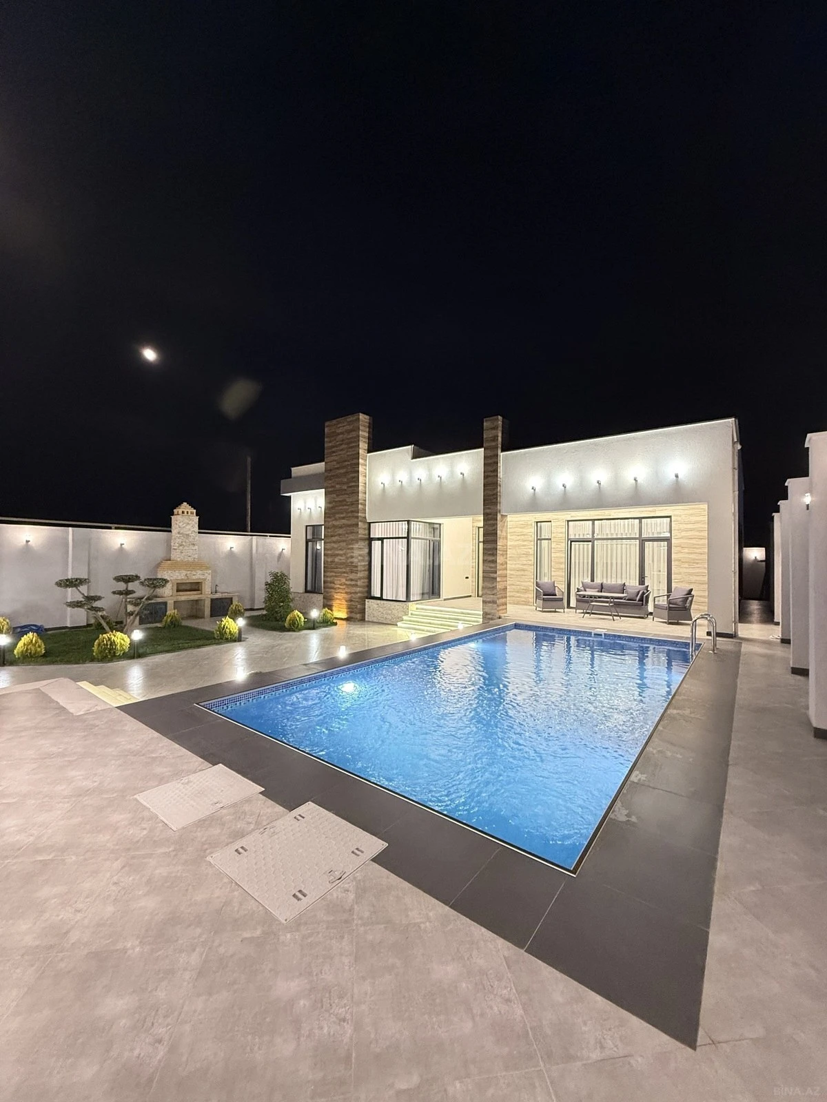 Satılır 5 otaqlı həyət evi 200 m²