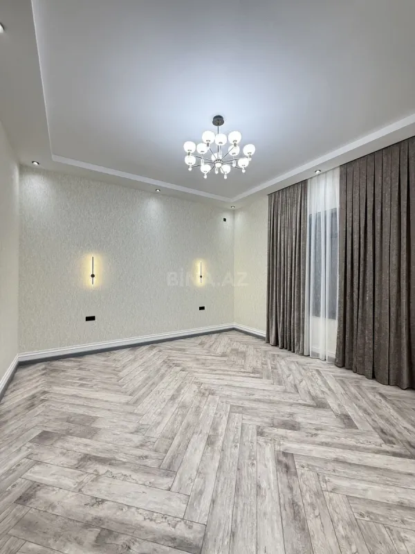 Satılır 5 otaqlı həyət evi 200 m²
