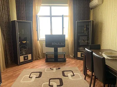 Kirayə verilir 2 otaqlı mənzil 100 m²