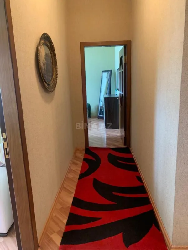 Kirayə verilir 2 otaqlı mənzil 100 m²