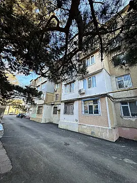 Kirayə verilir 3 otaqlı mənzil 80 m² — Bakı, Həzi Aslanov qəs. 3 otaq 80.00 m²