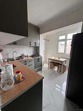 Satılır 2 otaqlı mənzil 67 m²