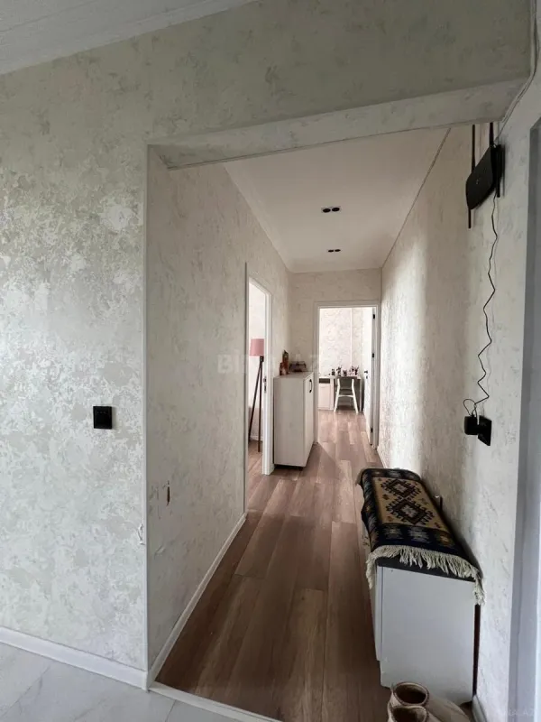 Satılır 2 otaqlı mənzil 67 m²