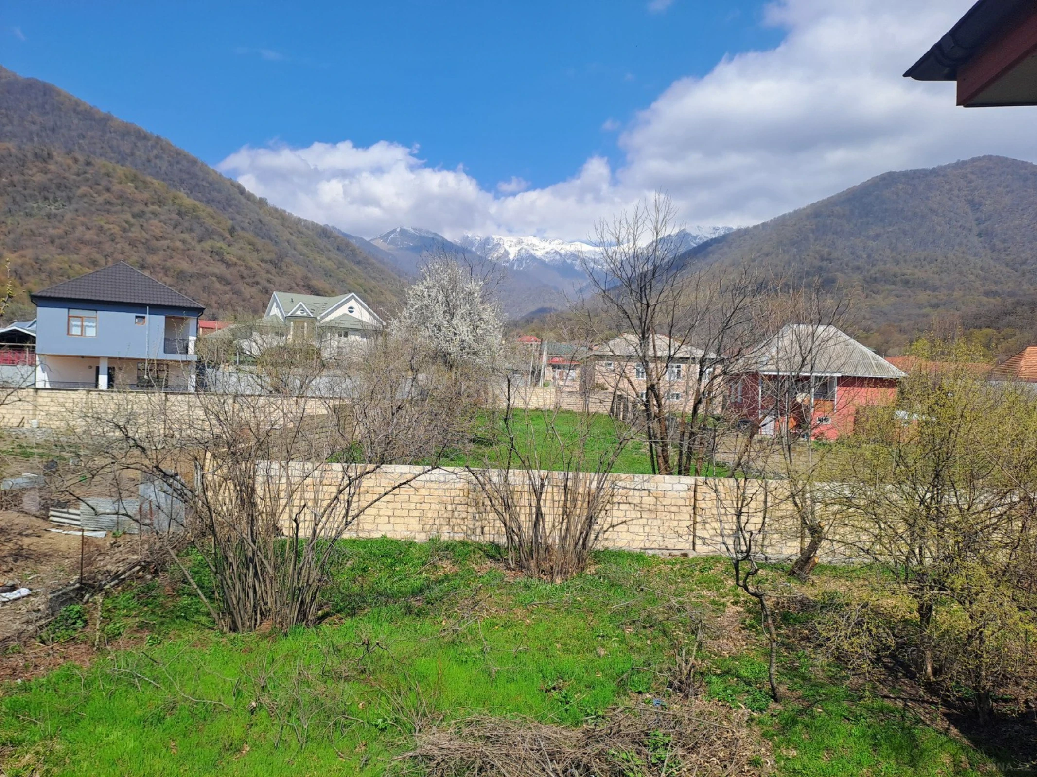 Satılır 6 otaqlı həyət evi 160 m²
