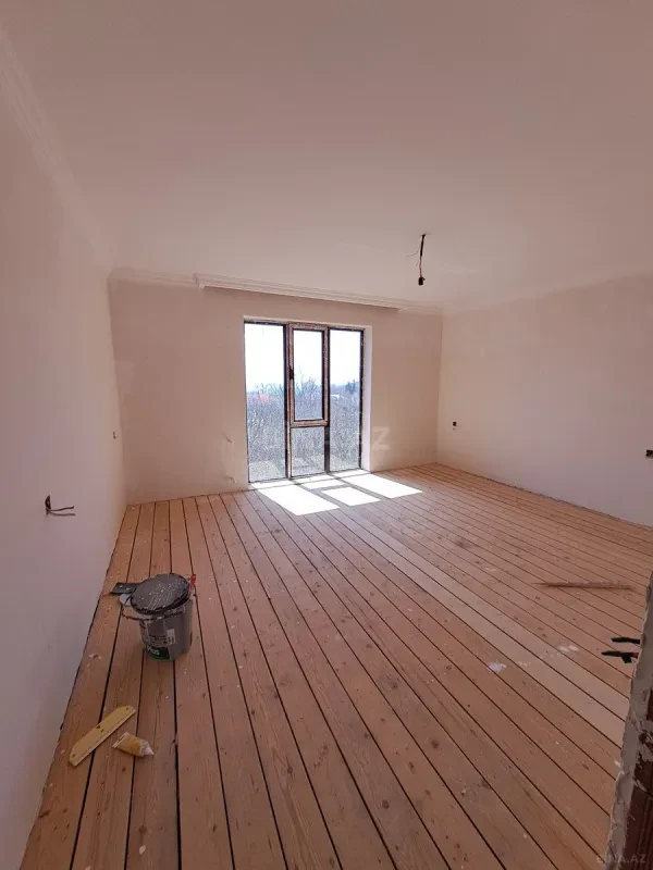 Satılır 6 otaqlı həyət evi 160 m²