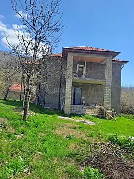 Satılır 6 otaqlı həyət evi 160 m²