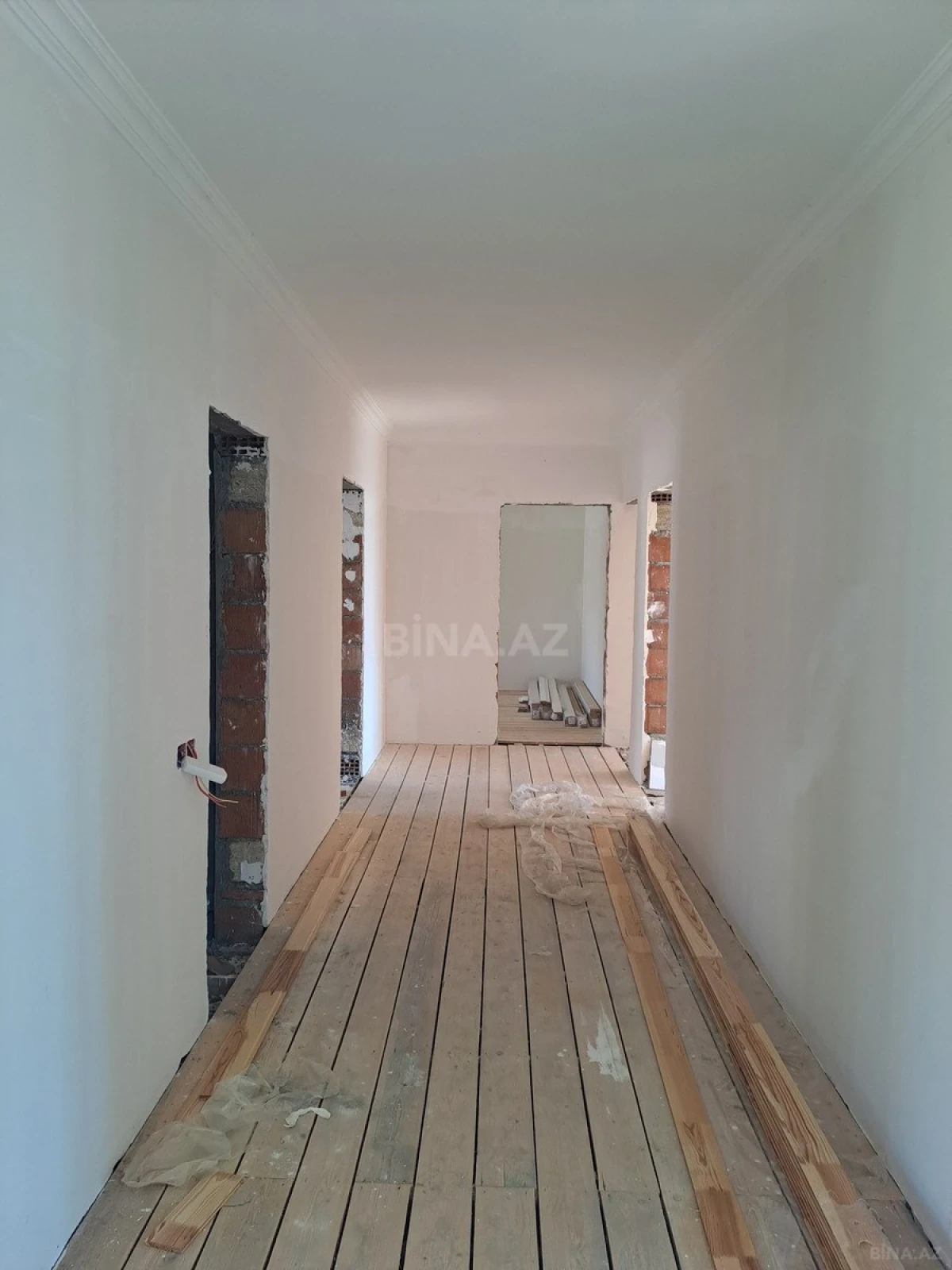 Satılır 6 otaqlı həyət evi 160 m²