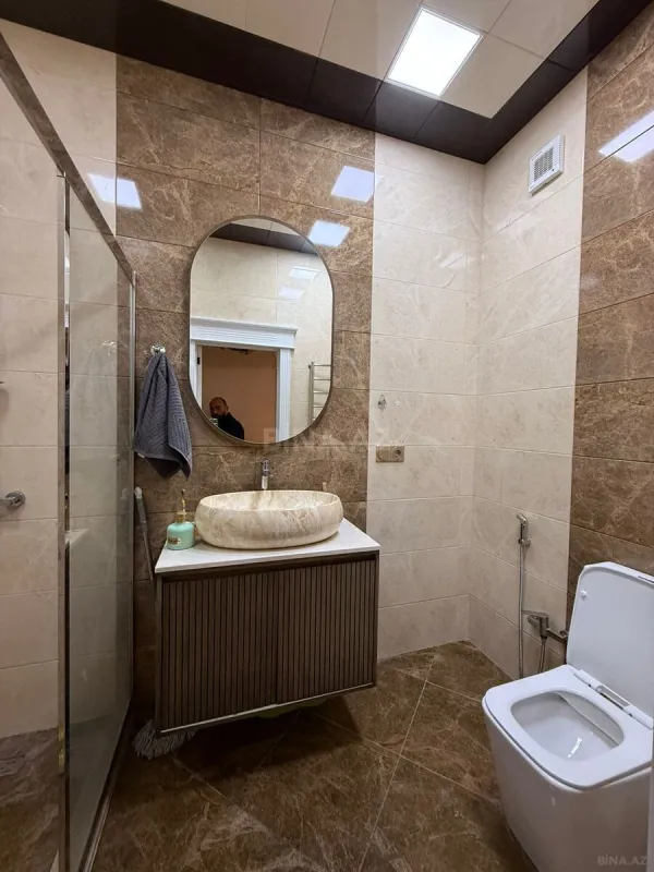 Satılır 2 otaqlı mənzil 117 m²