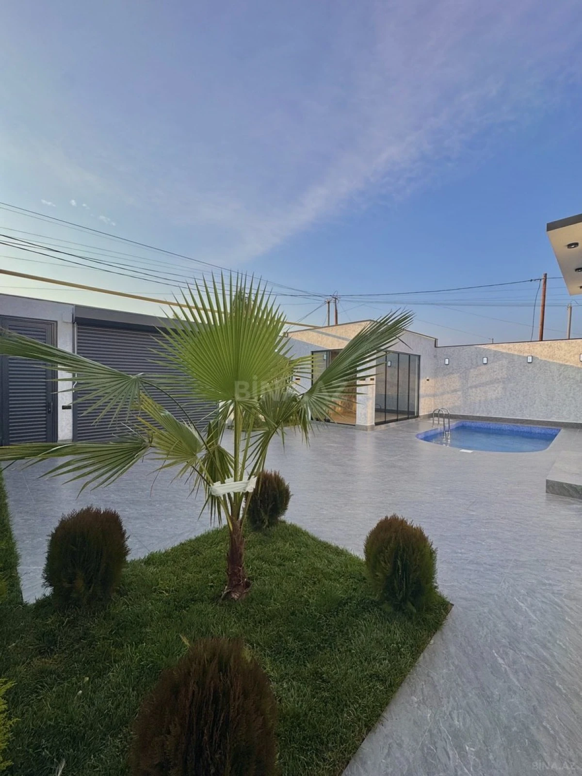 Satılır 4 otaqlı həyət evi 160 m²