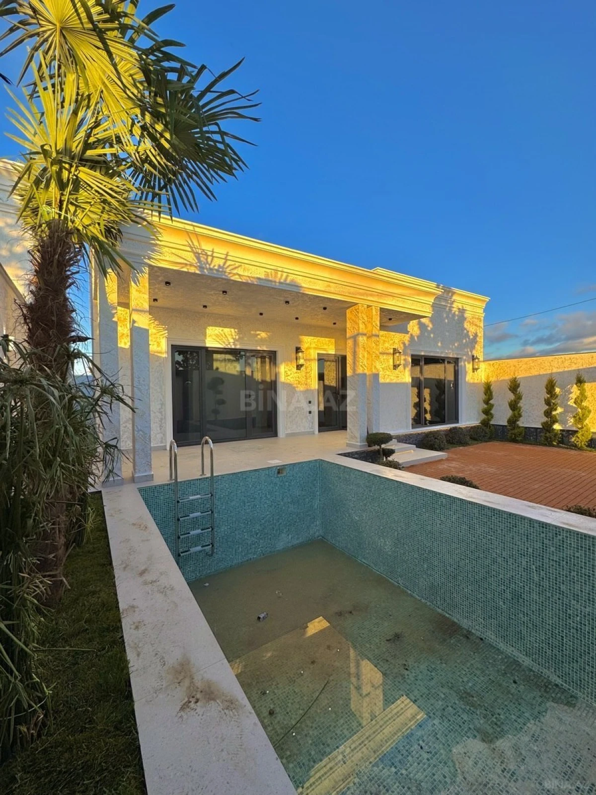 Satılır 4 otaqlı həyət evi 150 m²