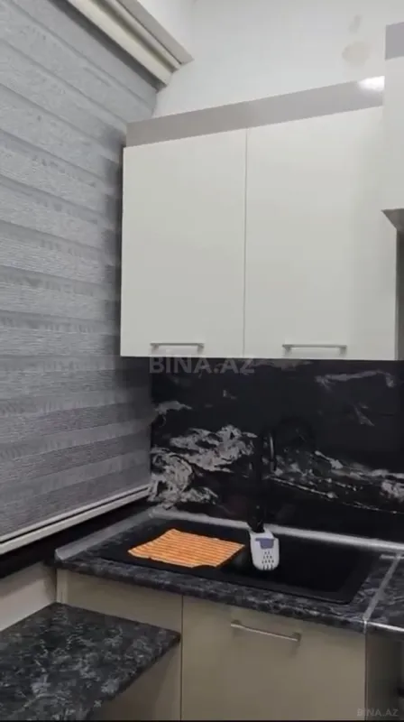 Kirayə verilir 2 otaqlı mənzil 65 m²