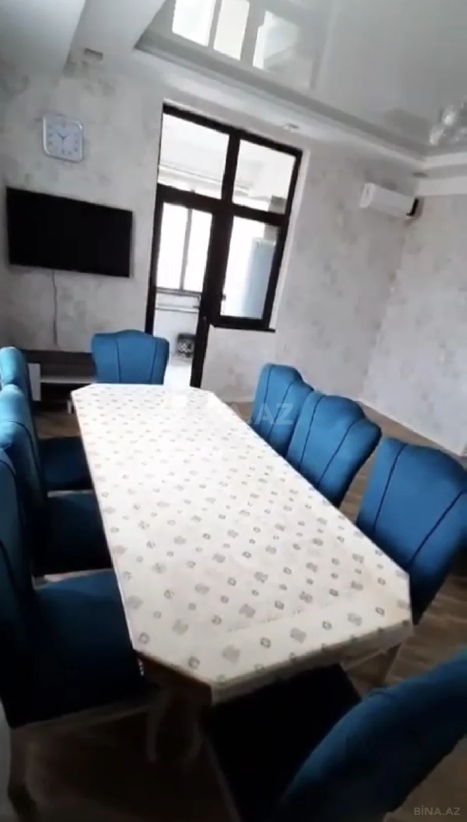 Kirayə verilir 2 otaqlı mənzil 65 m²