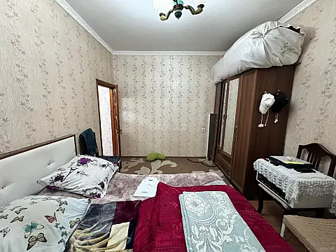 Satılır 2 otaqlı mənzil 42 m²