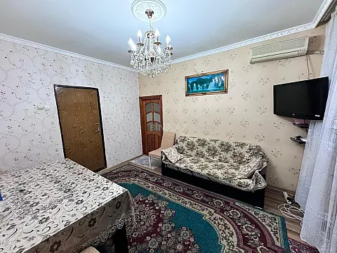 Satılır 2 otaqlı mənzil 42 m²