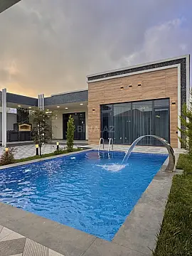 Satılır 4 otaqlı həyət evi 170 m²