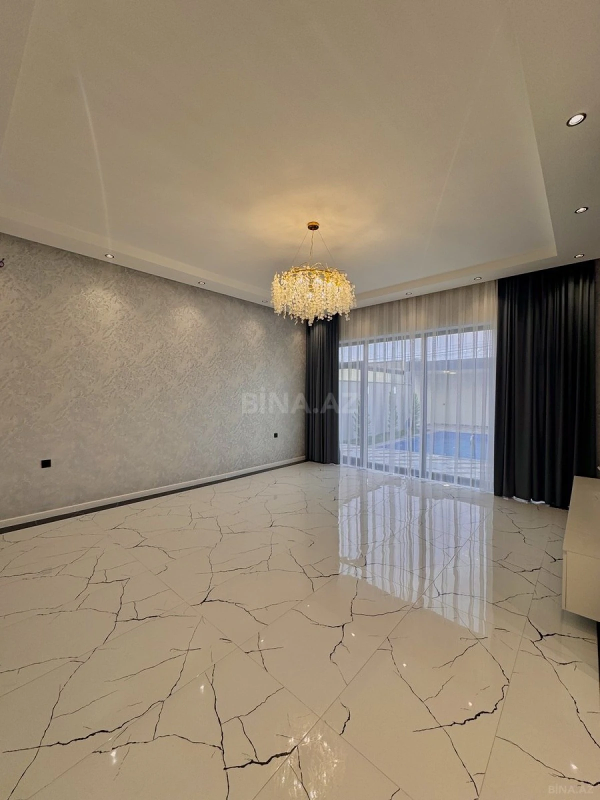 Satılır 4 otaqlı həyət evi 170 m²