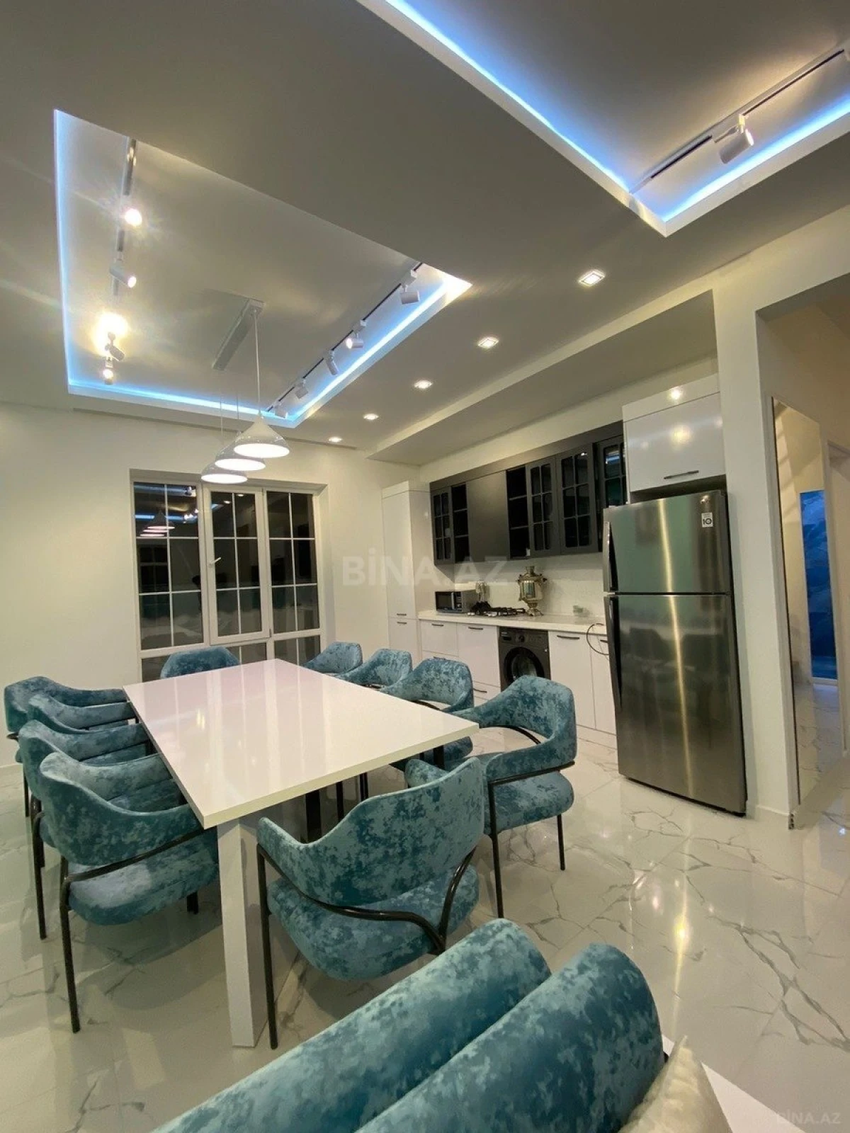 Kirayə verilir 5 otaqlı həyət evi 300 m²