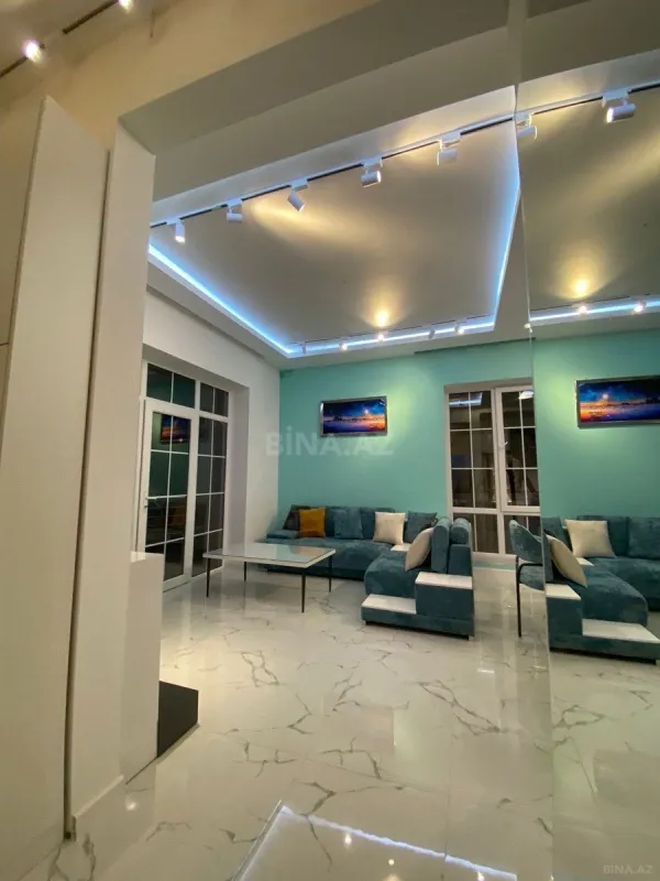 Kirayə verilir 5 otaqlı həyət evi 300 m²