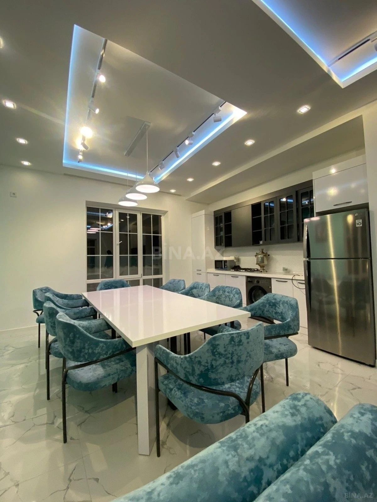 Kirayə verilir 5 otaqlı həyət evi 300 m²