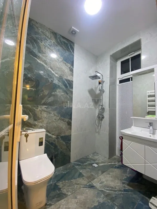 Kirayə verilir 5 otaqlı həyət evi 300 m²