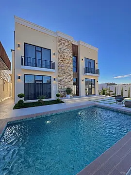 Satılır 5 otaqlı həyət evi 250 m²