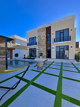 Satılır 5 otaqlı həyət evi 250 m²