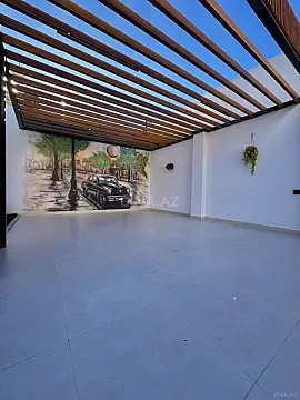 Satılır 5 otaqlı həyət evi 250 m²