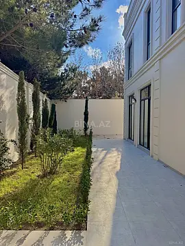 Satılır 6 otaqlı həyət evi 350 m²
