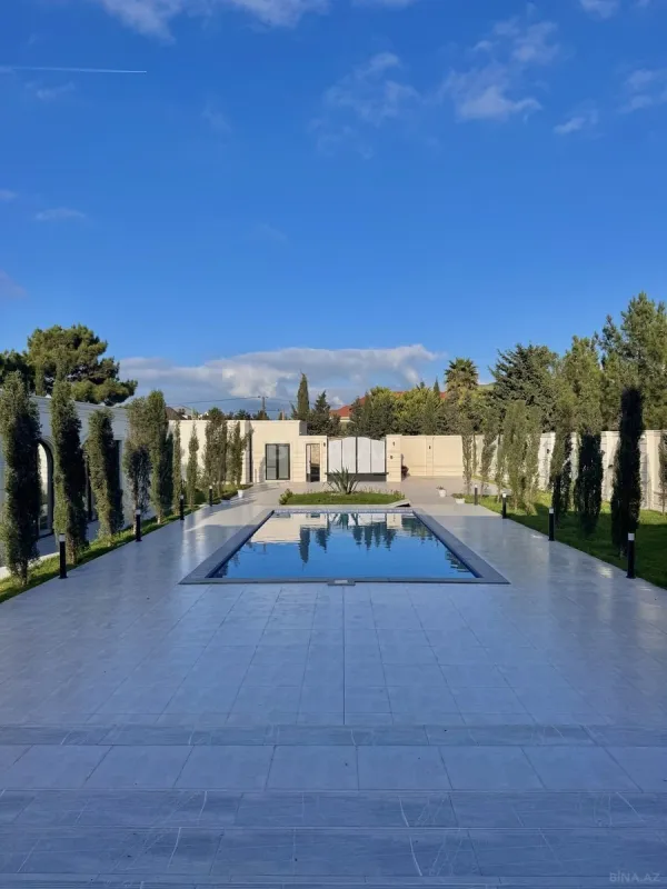 Satılır 6 otaqlı həyət evi 350 m²