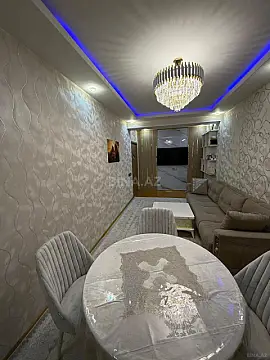 Satılır 2 otaqlı mənzil 78 m²