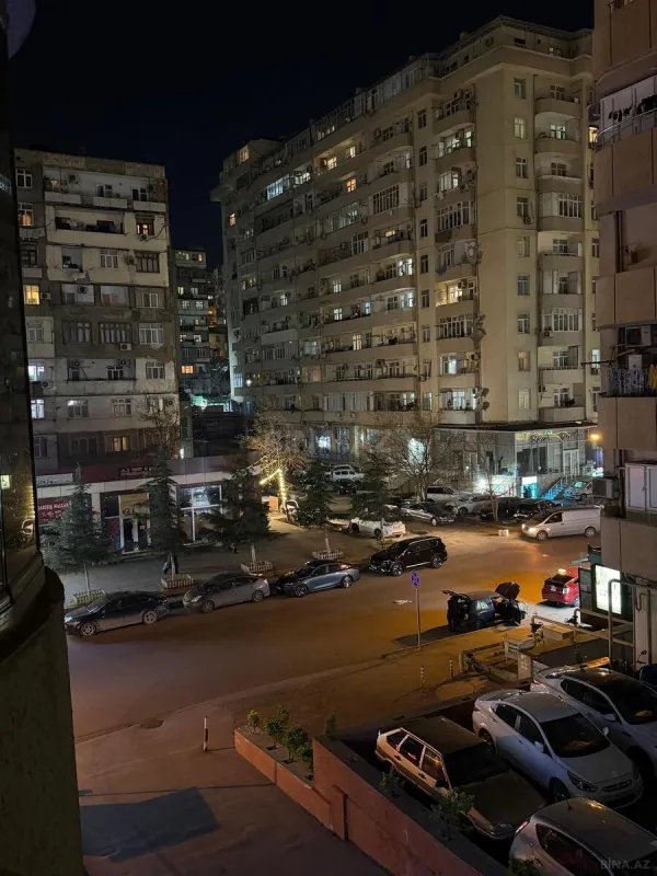 Satılır 2 otaqlı mənzil 78 m²