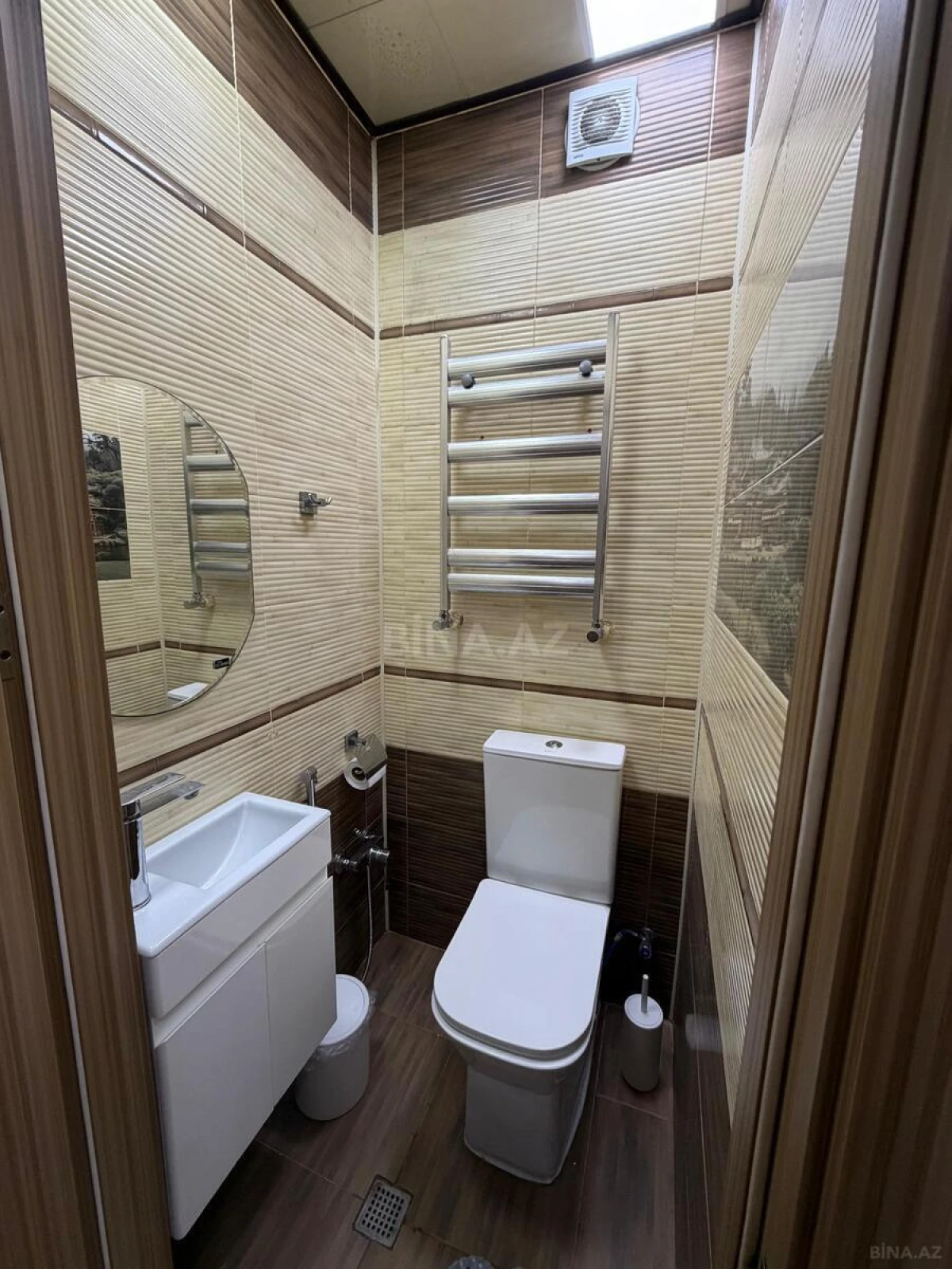 Satılır 2 otaqlı mənzil 78 m²