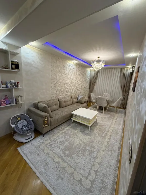 Satılır 2 otaqlı mənzil 78 m²