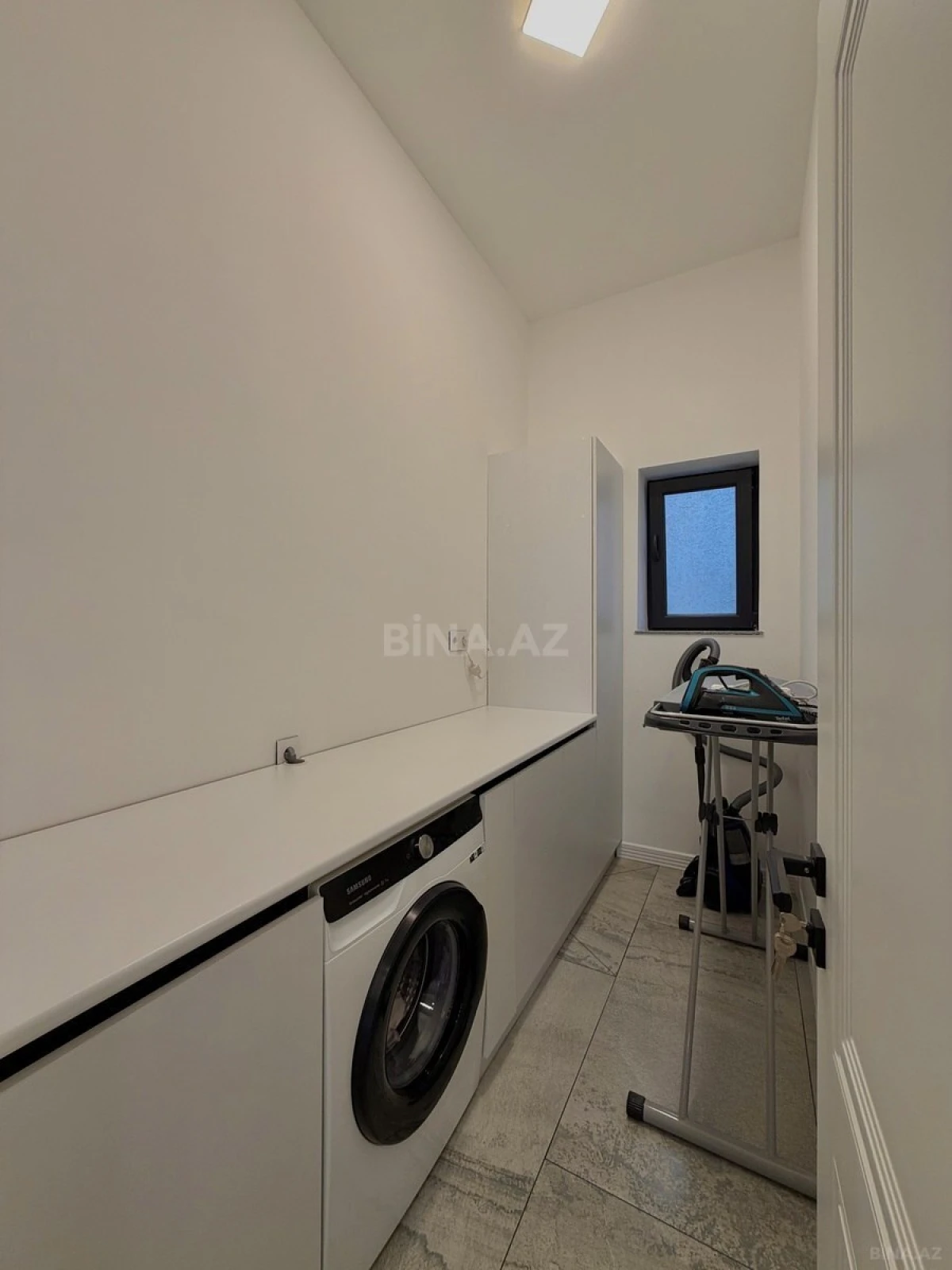 Satılır 4 otaqlı həyət evi 200 m²