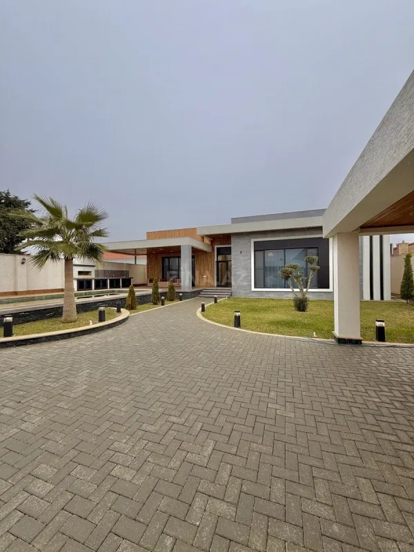 Satılır 4 otaqlı həyət evi 200 m²