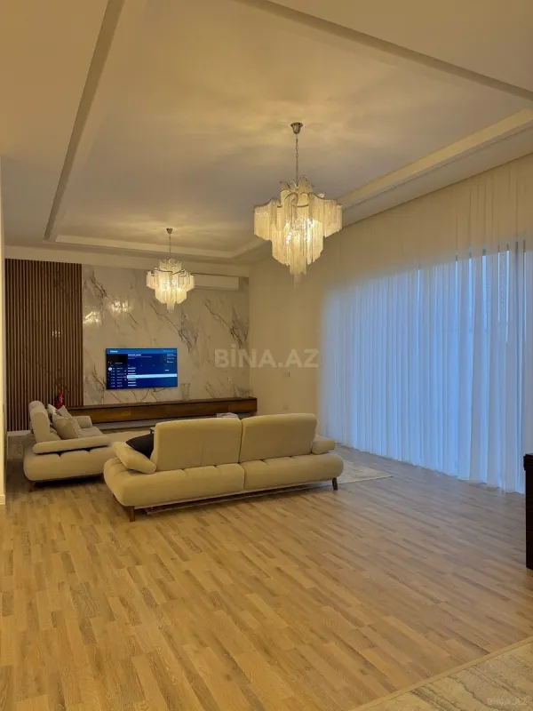 Satılır 4 otaqlı həyət evi 200 m²