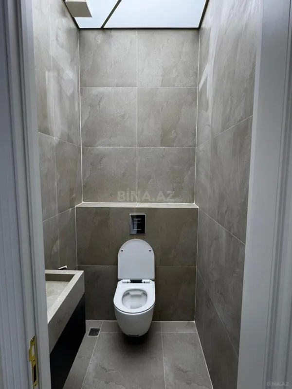 Satılır 3 otaqlı mənzil 125 m²