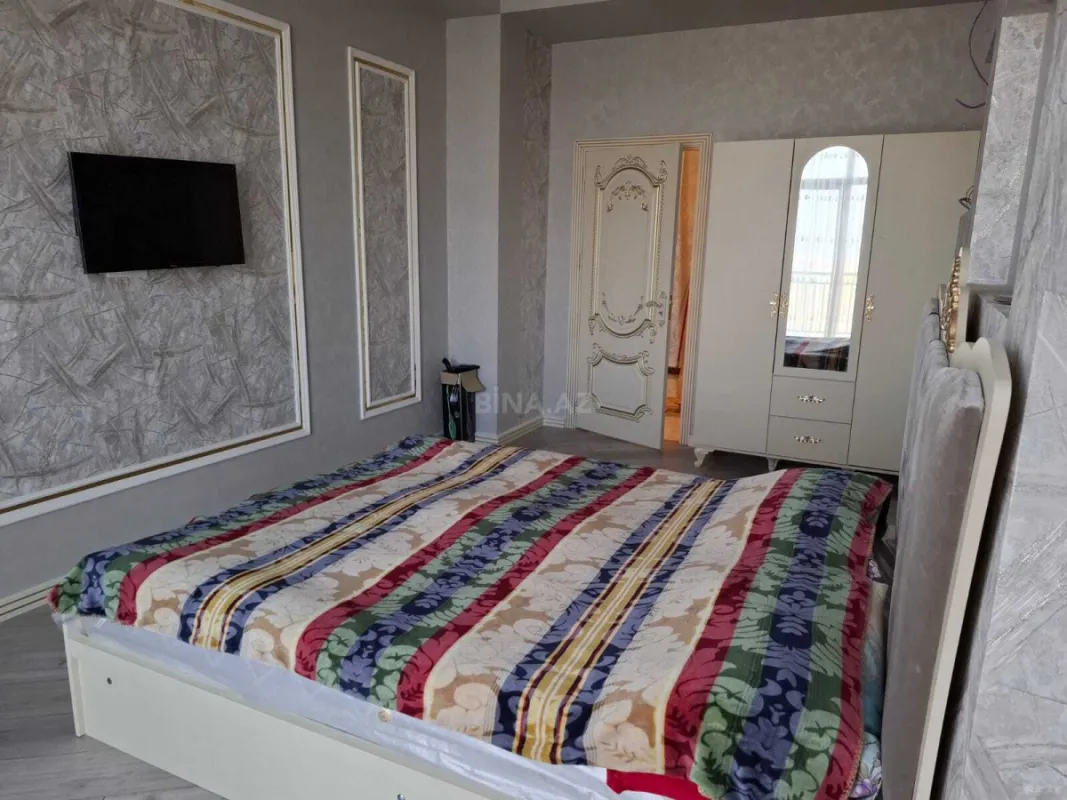 Kirayə verilir 3 otaqlı mənzil 125 m²