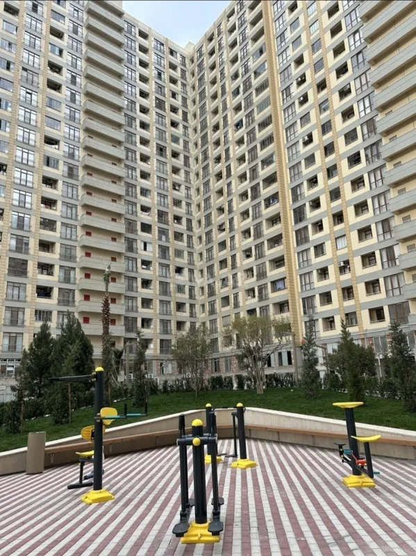 Kirayə verilir 3 otaqlı mənzil 125 m²