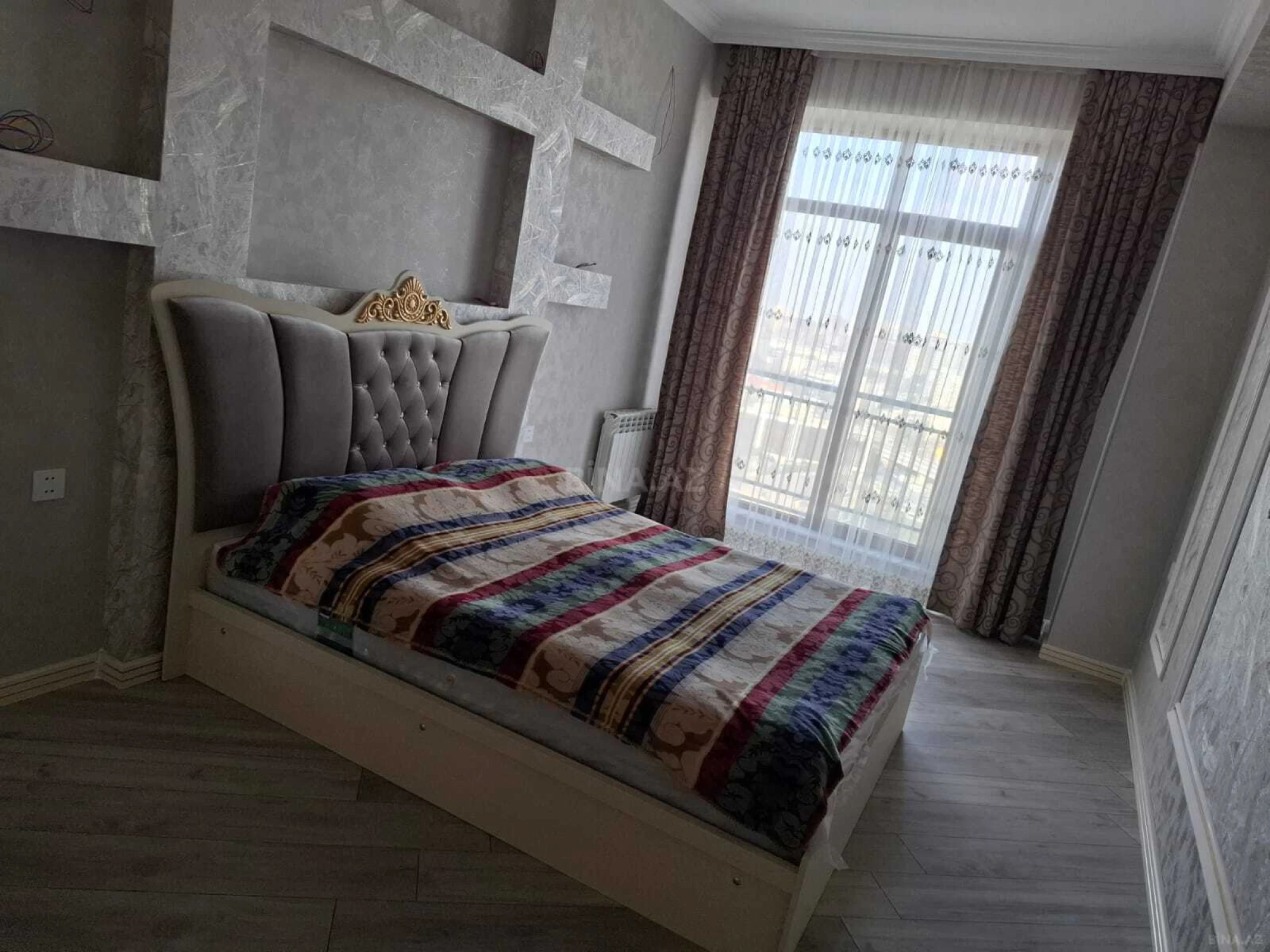 Kirayə verilir 3 otaqlı mənzil 125 m²