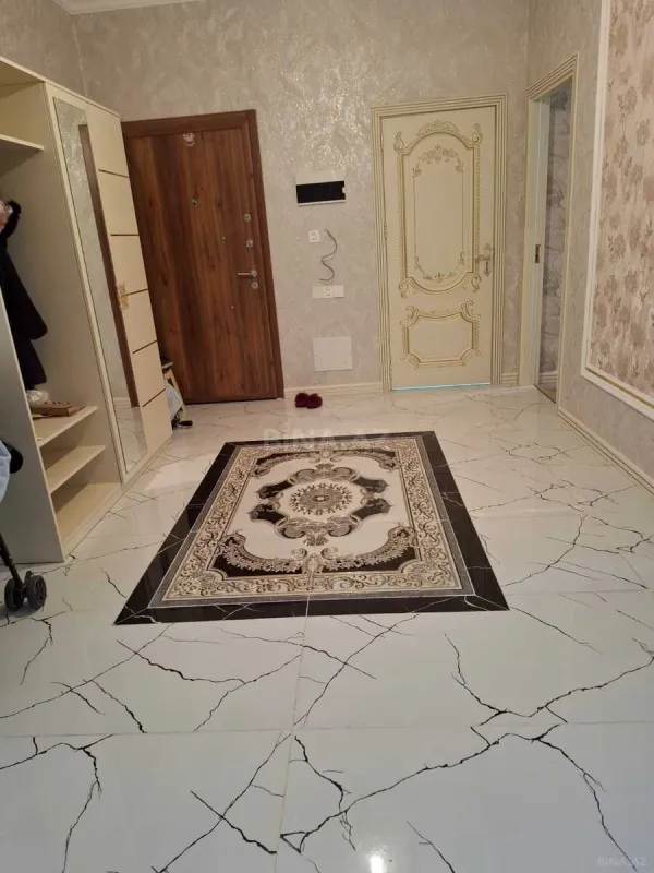 Kirayə verilir 3 otaqlı mənzil 125 m²