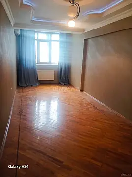 Satılır 2 otaqlı mənzil 76 m²