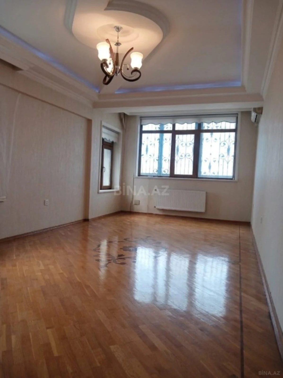 Satılır 2 otaqlı mənzil 76 m²