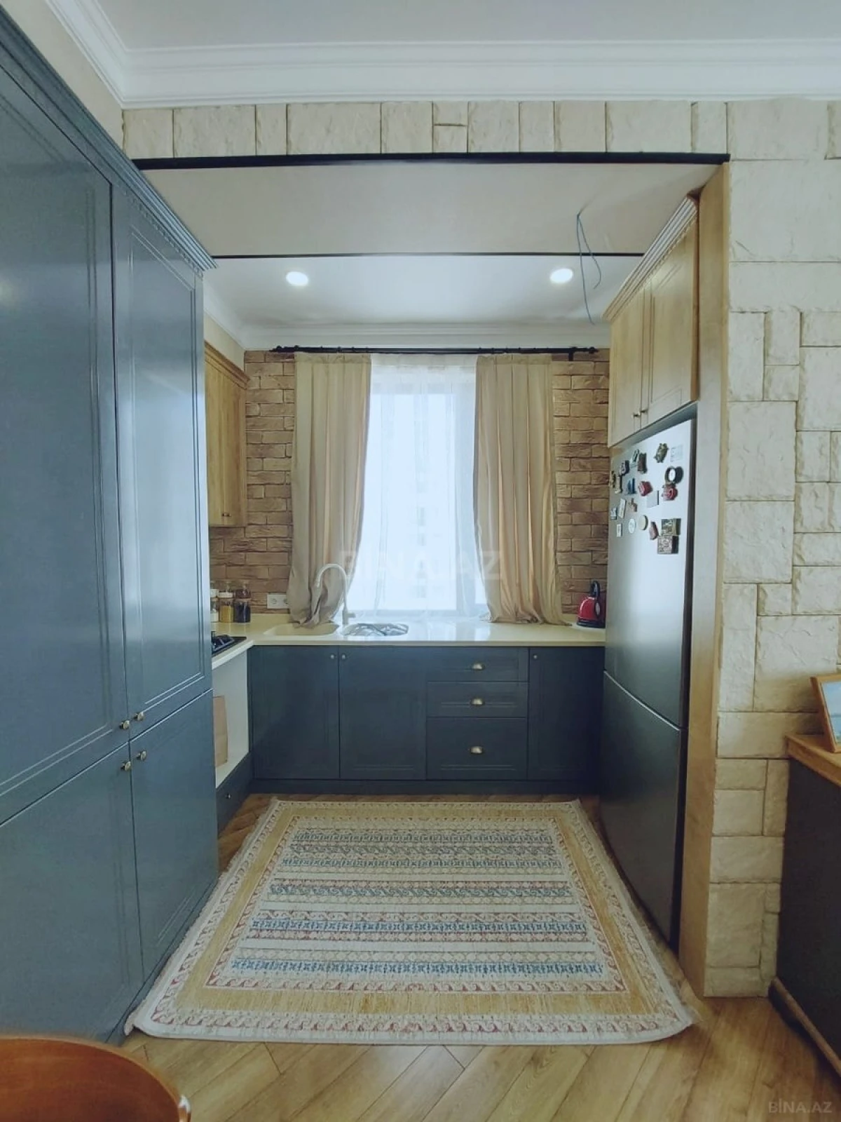 Satılır 4 otaqlı mənzil 100 m²