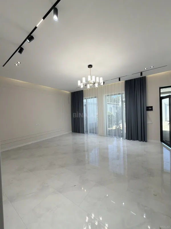 Satılır 4 otaqlı həyət evi 150 m²