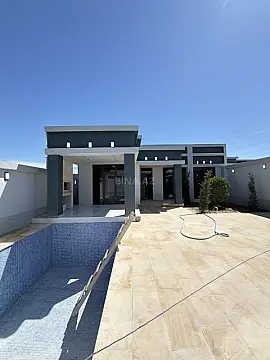 Satılır 4 otaqlı həyət evi 150 m²