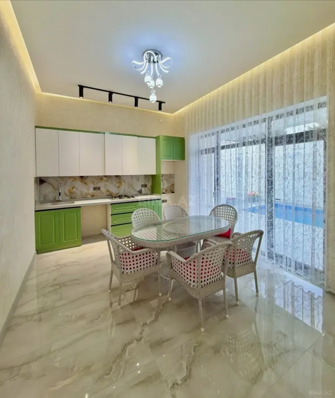 Satılır 4 otaqlı həyət evi 150 m²