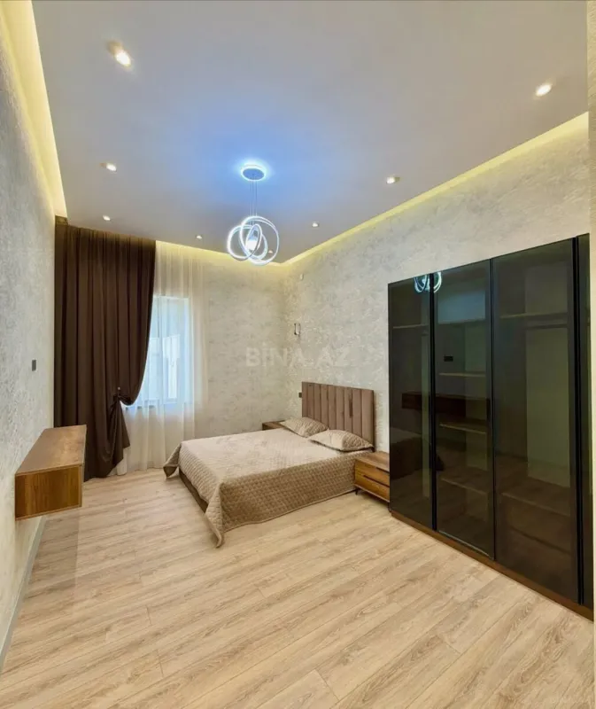 Satılır 4 otaqlı həyət evi 150 m²
