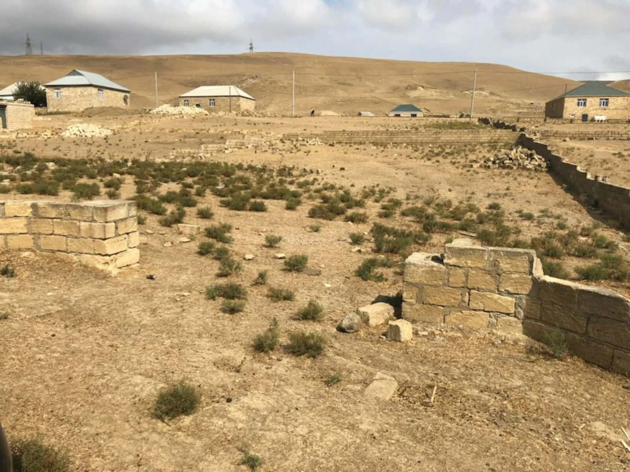 Satılır torpaq sahəsi 16 m²