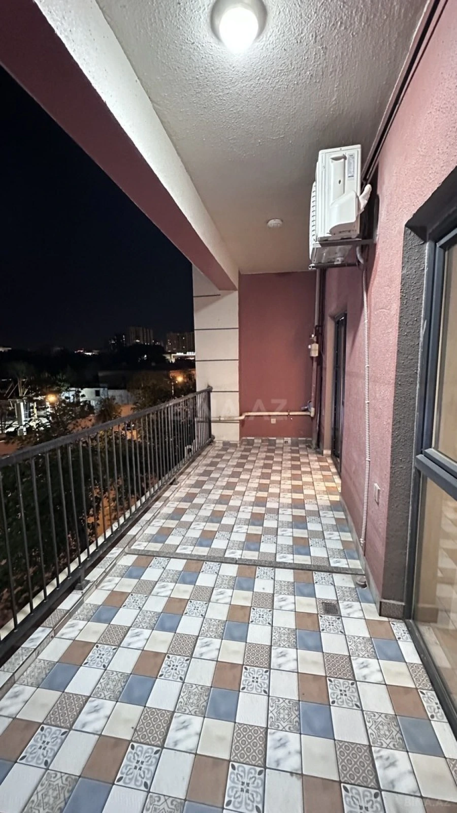 Kirayə verilir 2 otaqlı mənzil 70 m²